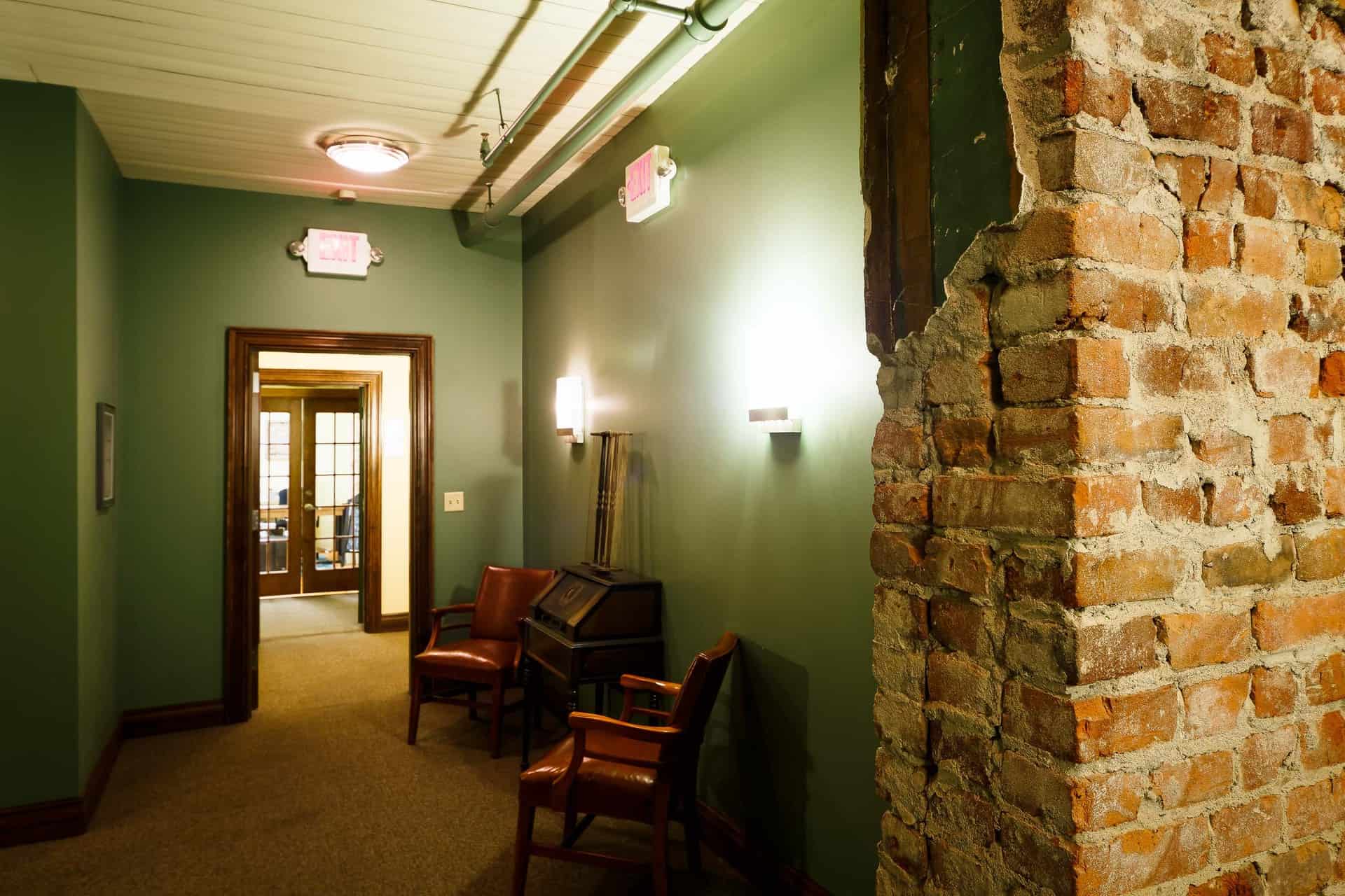 910 E Broadway Office Suites 910 E Broadway Office Suites